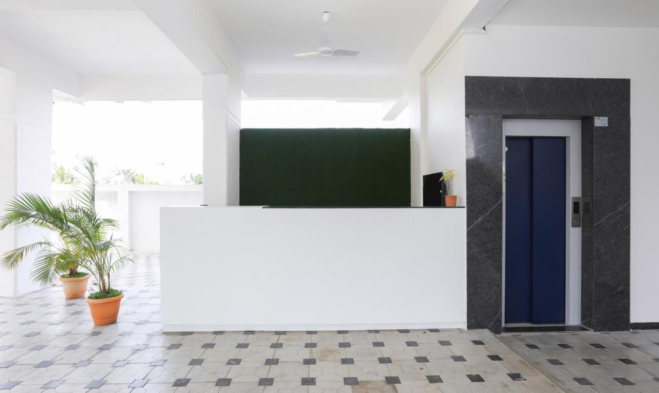 Treebo Sapphire Studio Nashik Extérieur photo